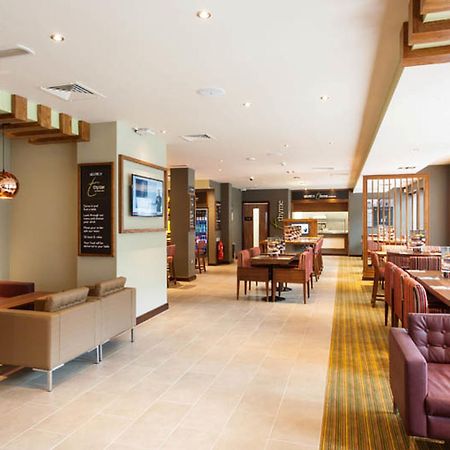 Premier Inn London Hackney Exterior foto