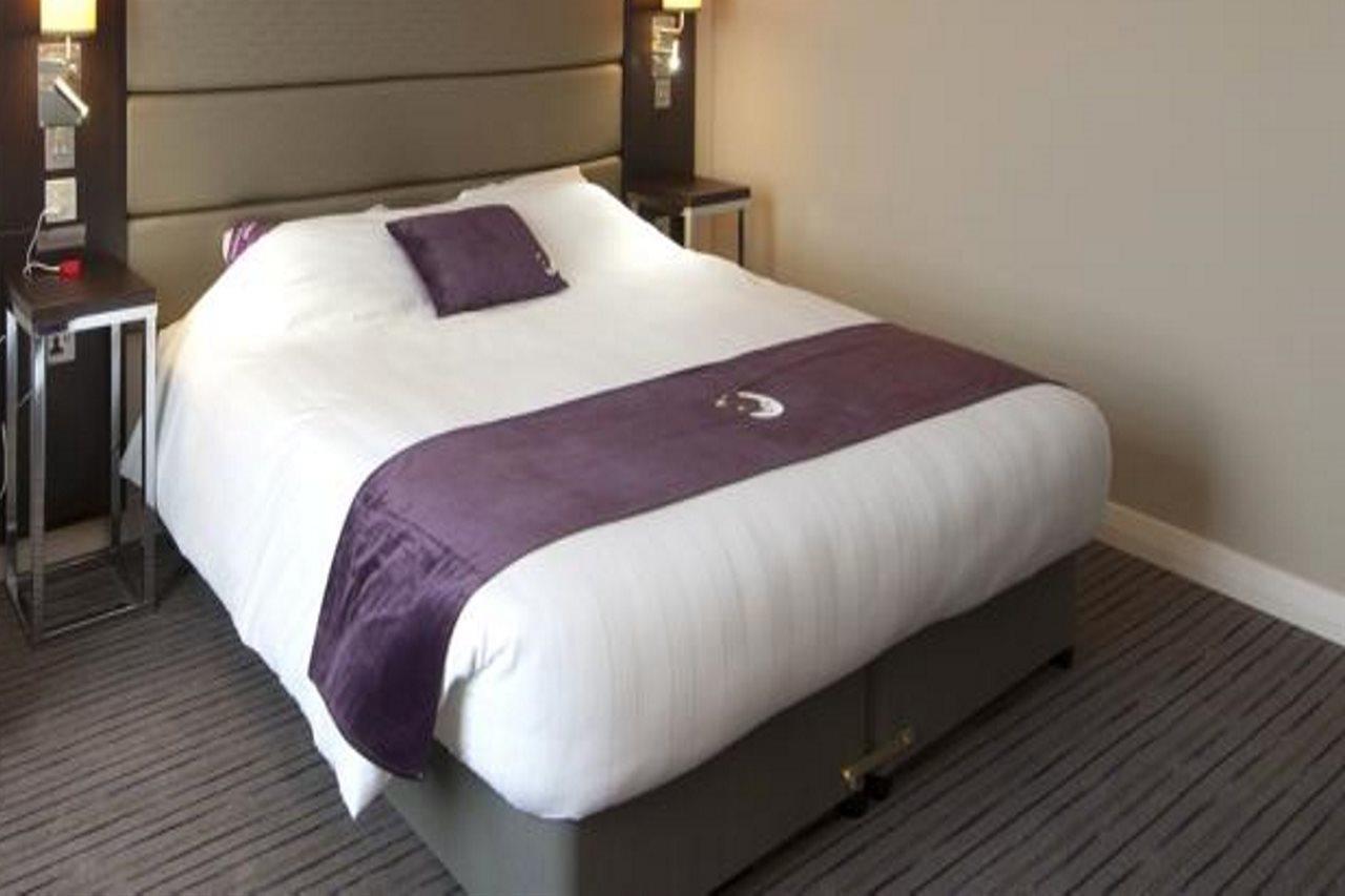 Premier Inn London Hackney Exterior foto